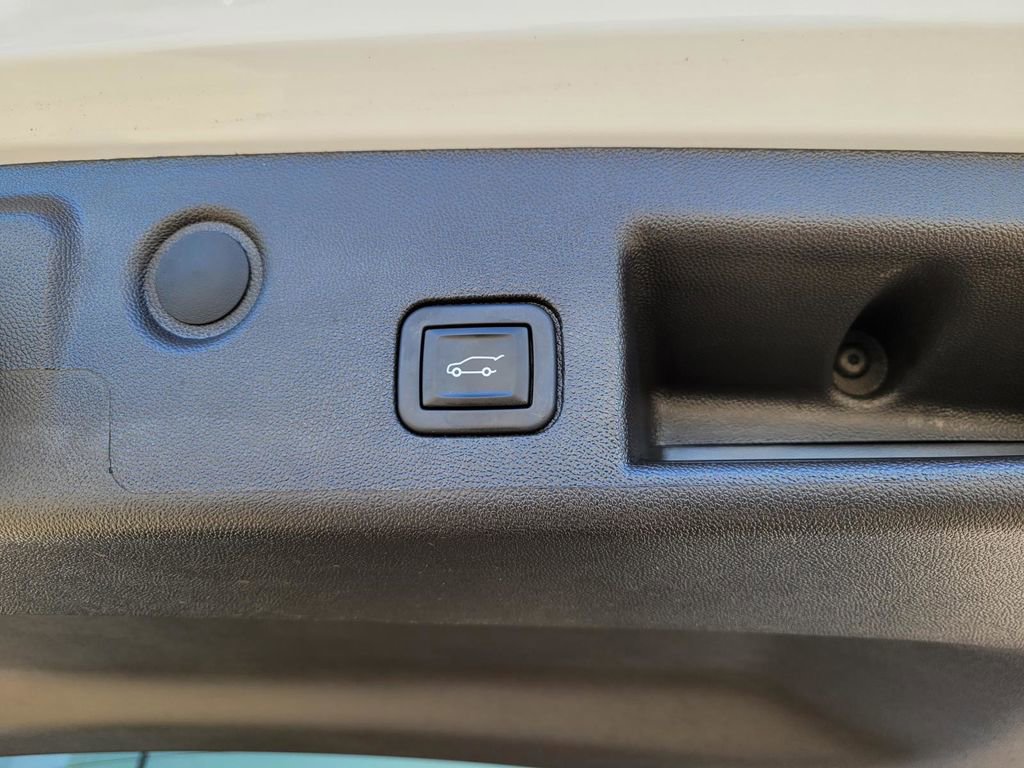 Used 2024 Chevrolet Equinox RS image 15