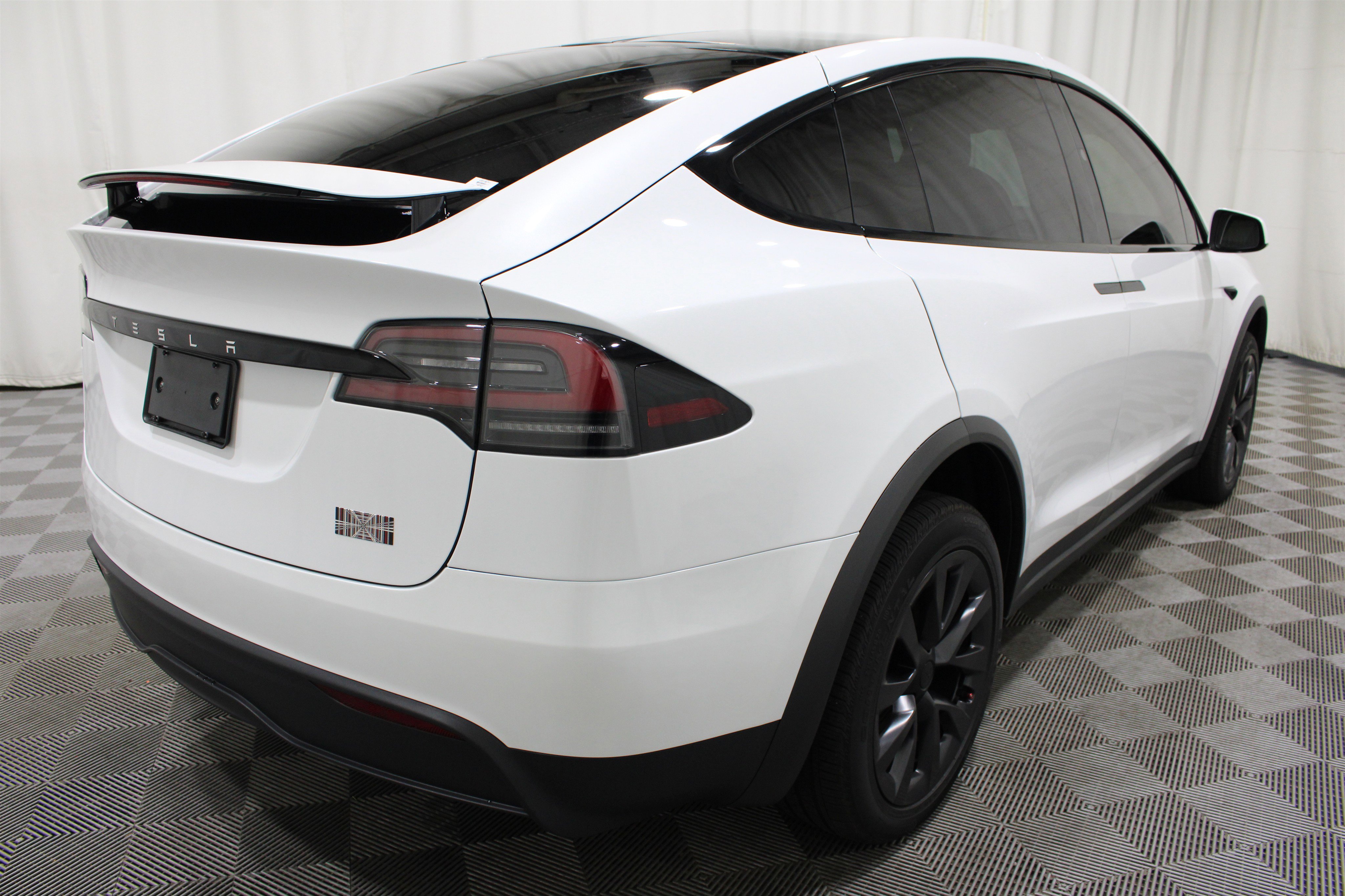 Used 2024 Tesla Model X Plaid AWD/4WD image 27