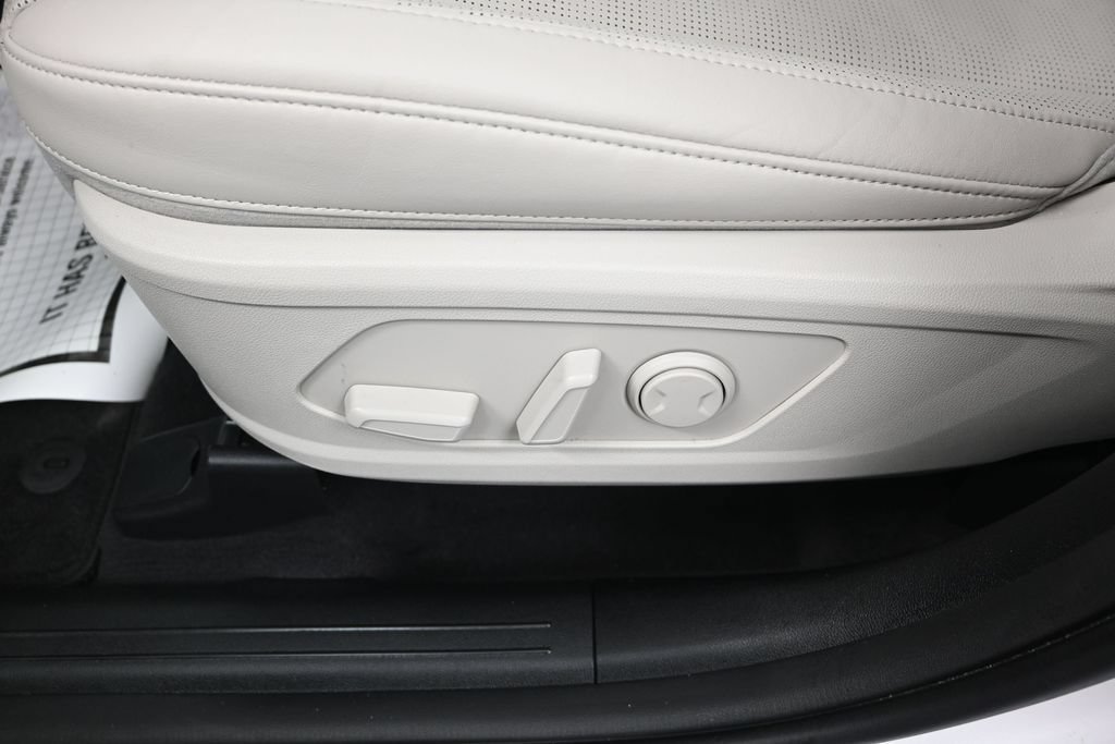 Certified 2026 Kia Sorento S AWD/4WD image 12