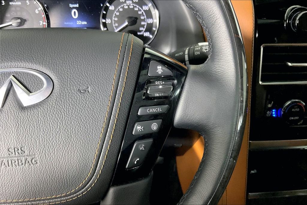Used 2024 INFINITI QX80 Sensory AWD/4WD image 29