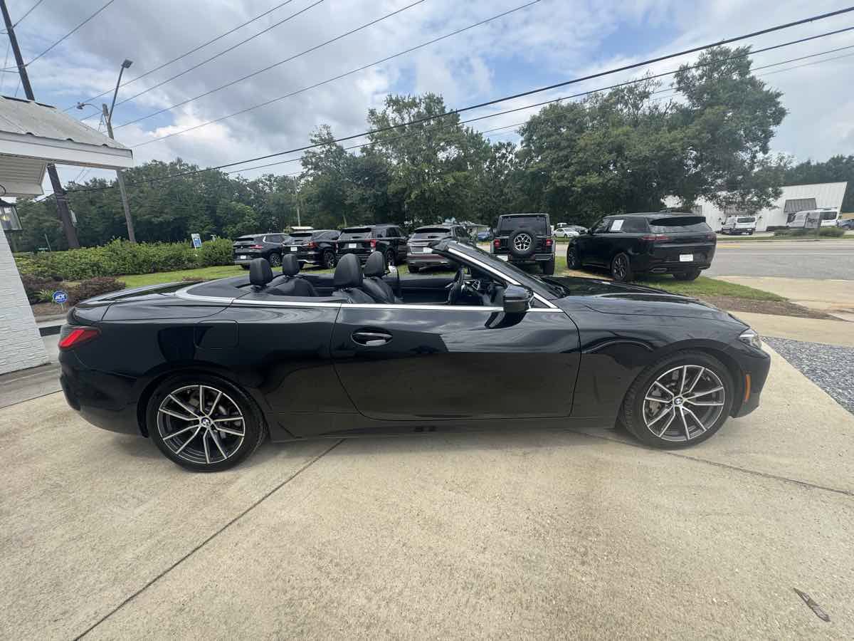 Used 2025 BMW 430i Convertible w/ Premium Package RWD image 5