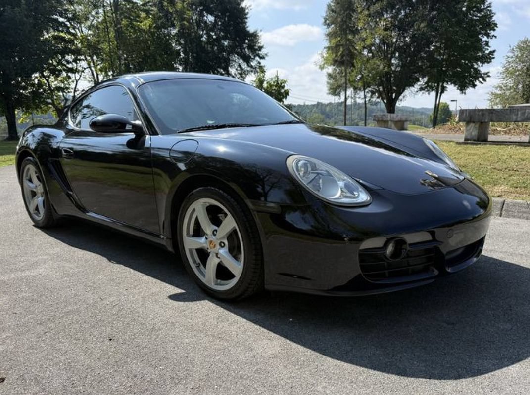 Used 2008 Porsche Cayman RWD image 3