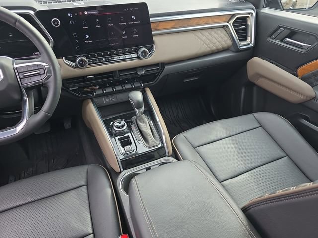 Used 2023 GMC Canyon Denali image 10