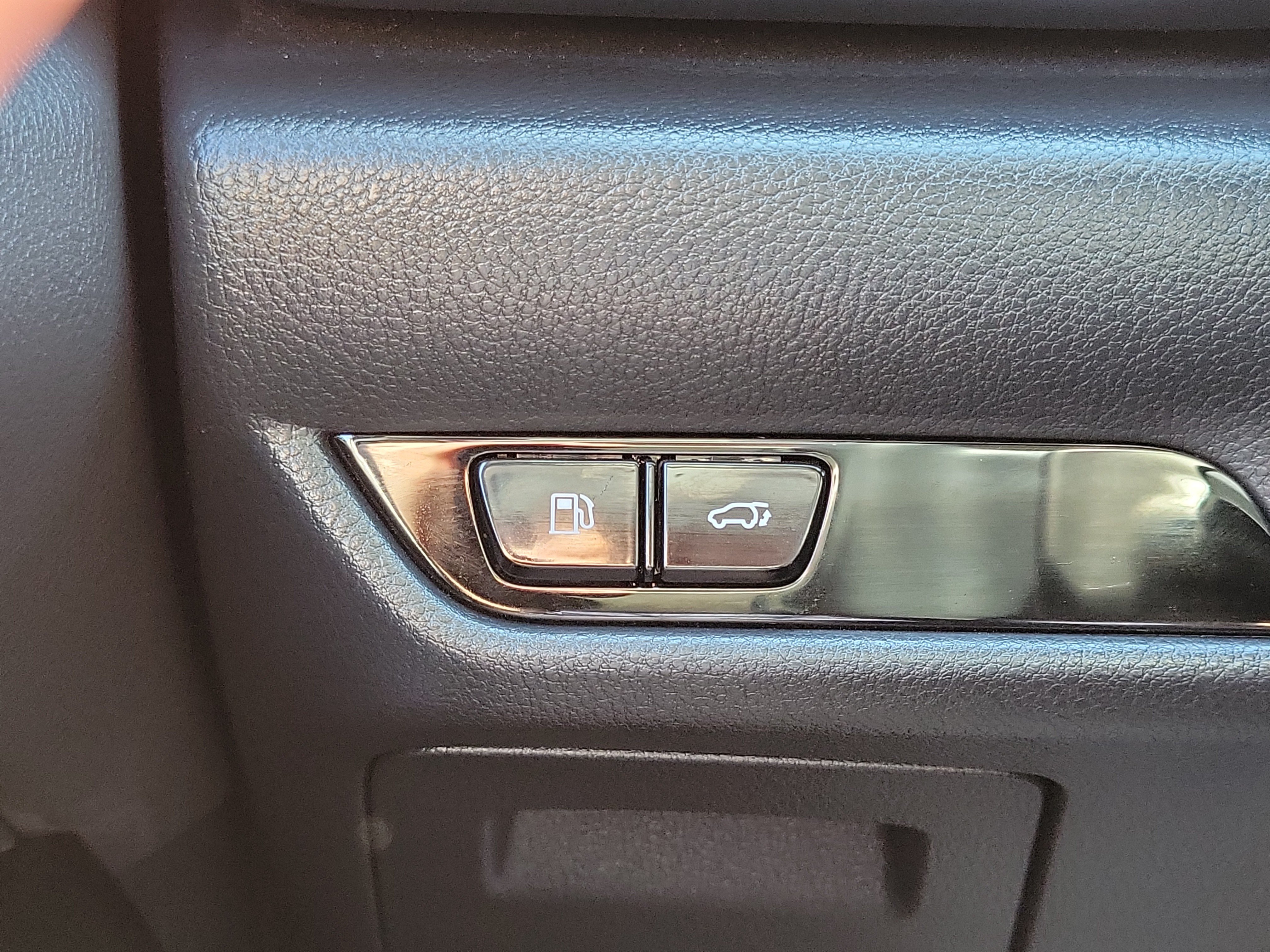 Used 2025 Lexus NX 250 FWD w/ Accessory Package (K3) image 12