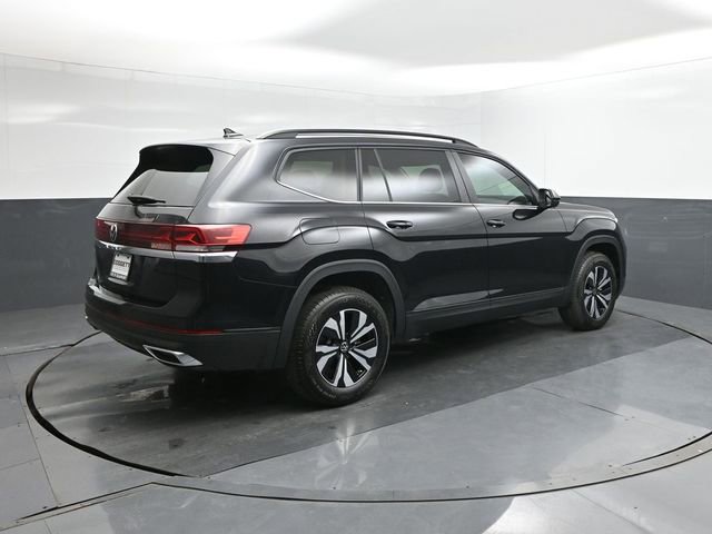 New 2026 Volkswagen Atlas SE image 11