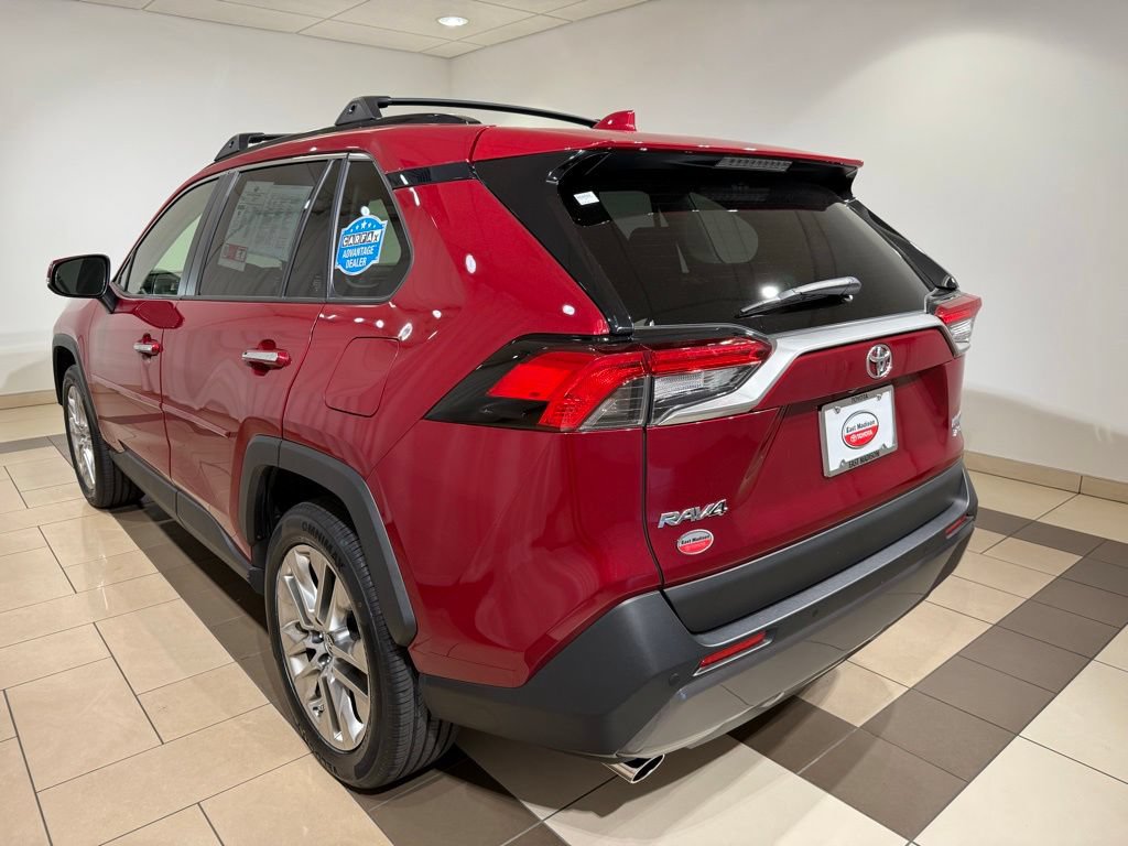 Used 2019 Toyota RAV4 Limited w/ Advanced Technology Package AWD/4WD image 3