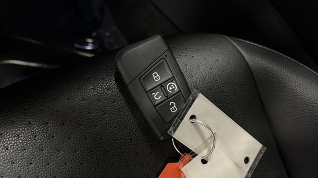Used 2020 Volkswagen Jetta SEL image 21