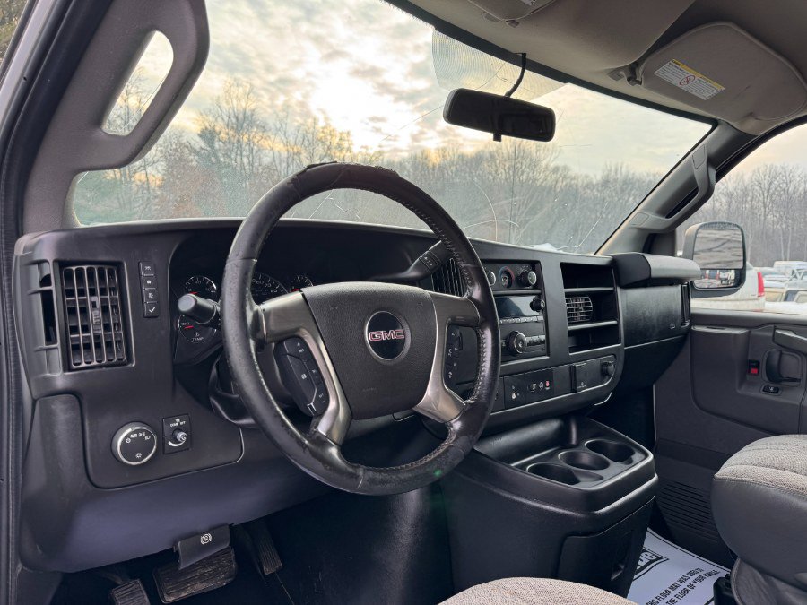 Used 2019 GMC Savana 2500 image 14