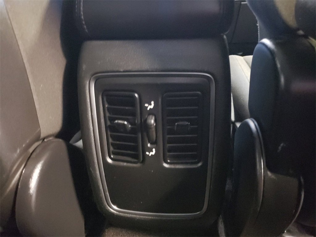 Used 2019 Dodge Durango AWD w/ Trailer Tow Group IV image 17