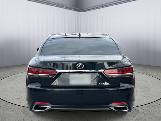 Used 2018 Lexus LS 500 w/ Accessory Package (Z2) RWD image 8