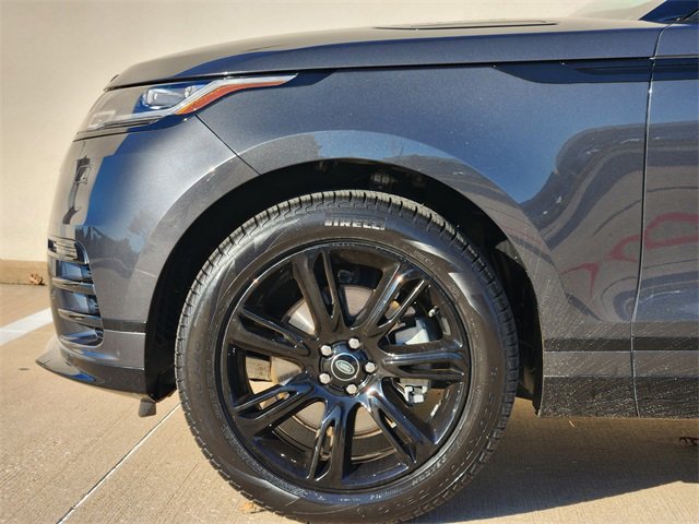 Used 2022 Land Rover Range Rover Velar R-Dynamic S image 9