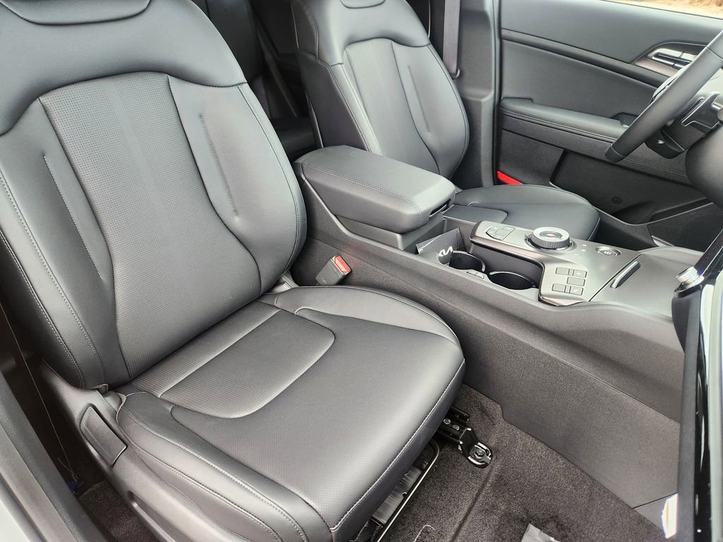 New 2026 Kia Sportage EX image 14