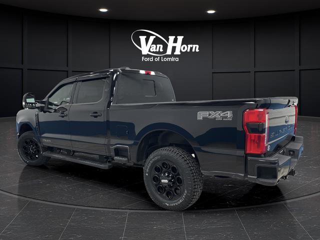 Used 2023 Ford F250 Lariat w/ Black Appearance Package image 3
