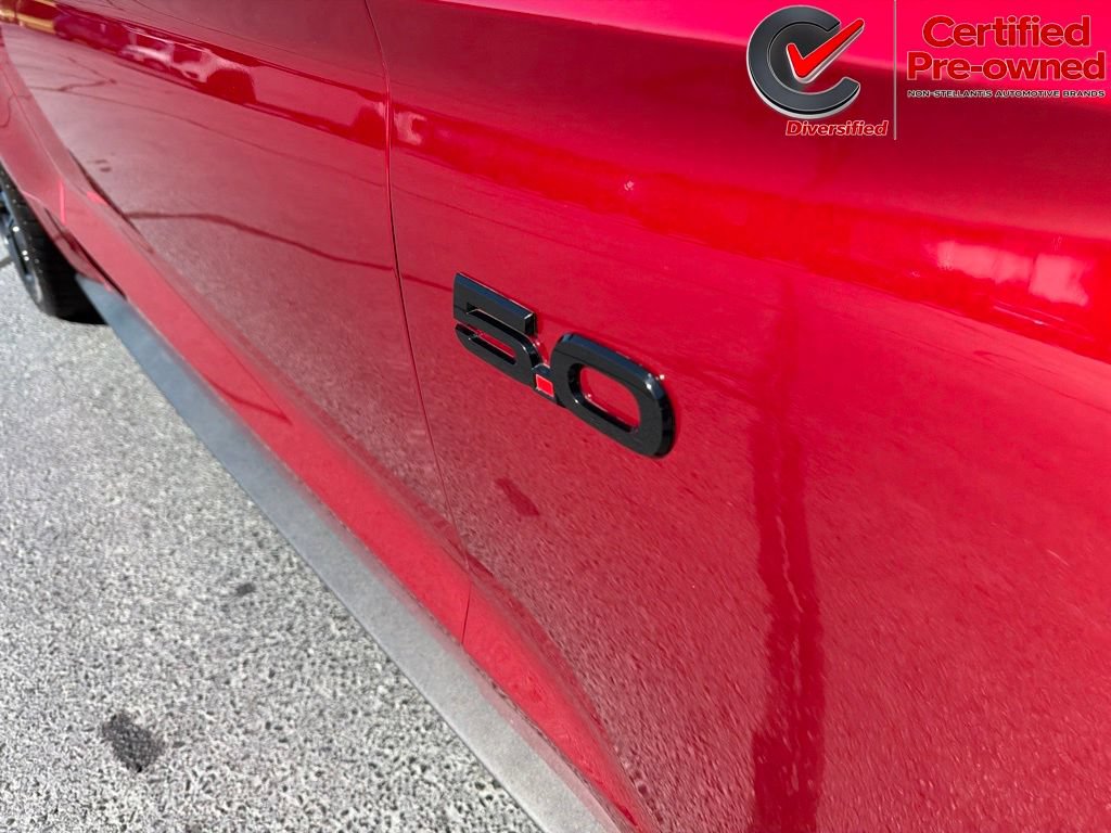 Used 2019 Ford Mustang GT Premium w/ Black Accent Package RWD image 10