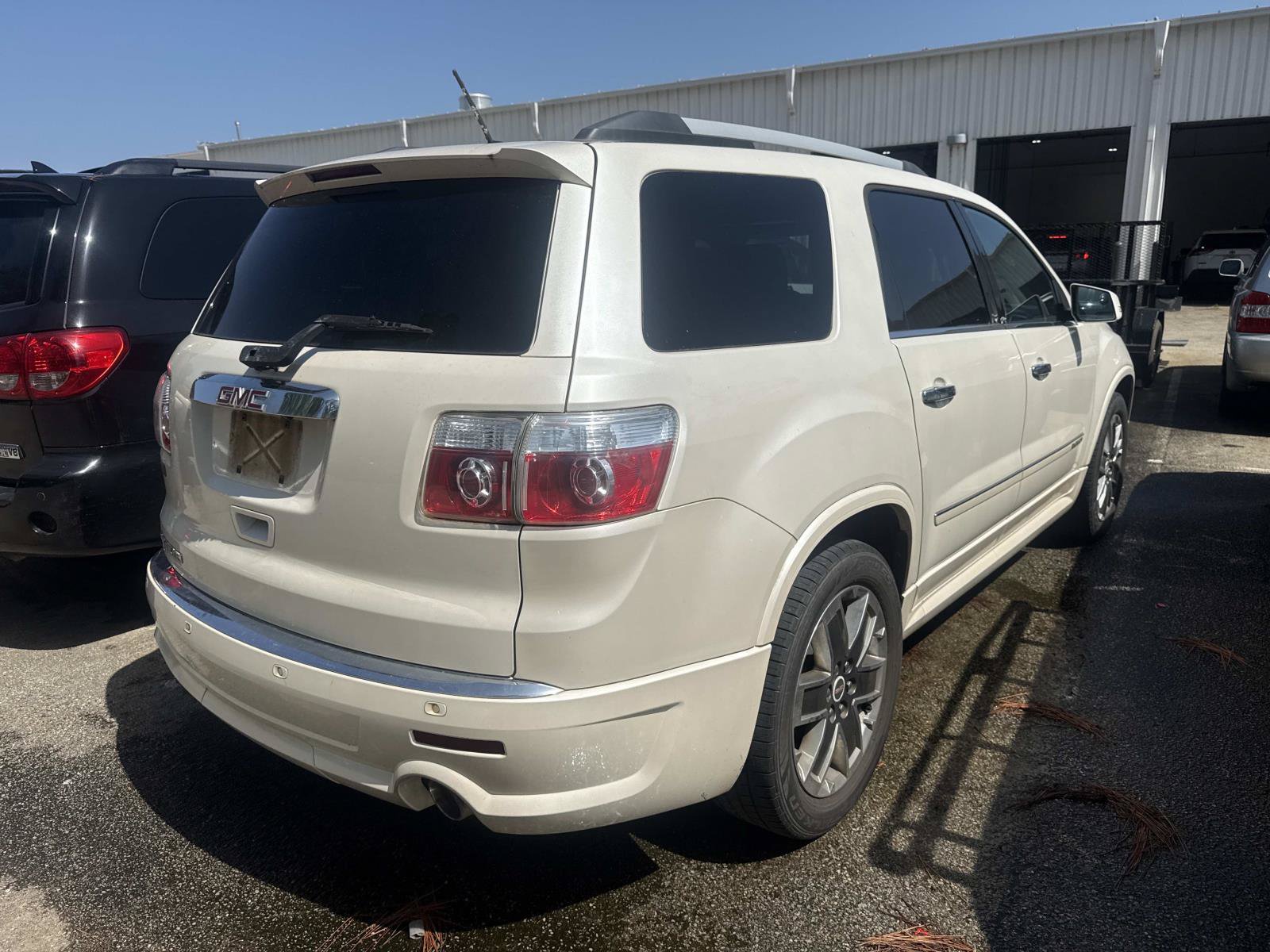 Used 2012 GMC Acadia Denali FWD image 11