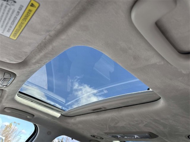 Used 2021 Kia Telluride SX w/ SX Prestige Package image 16