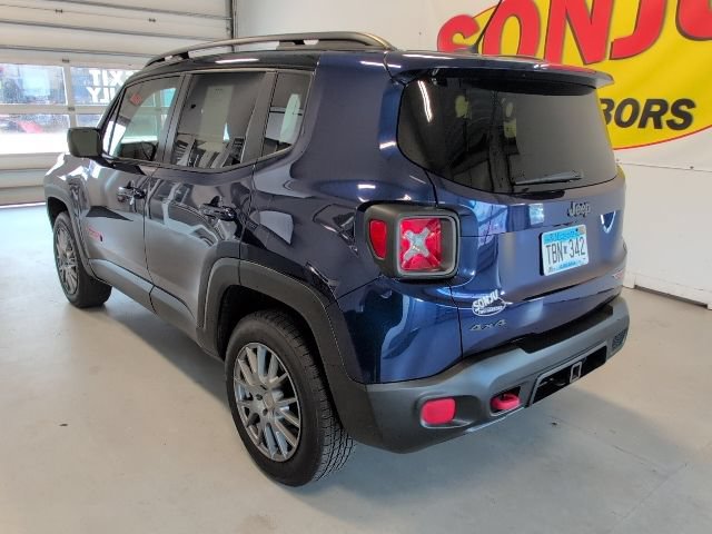 Used 2016 Jeep Renegade Trailhawk w/ Cold Weather Group AWD/4WD image 3