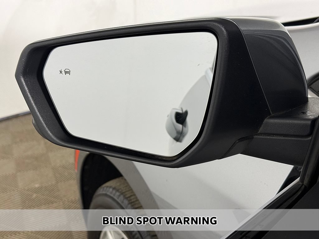 Used 2023 Chevrolet Equinox LT AWD/4WD image 4
