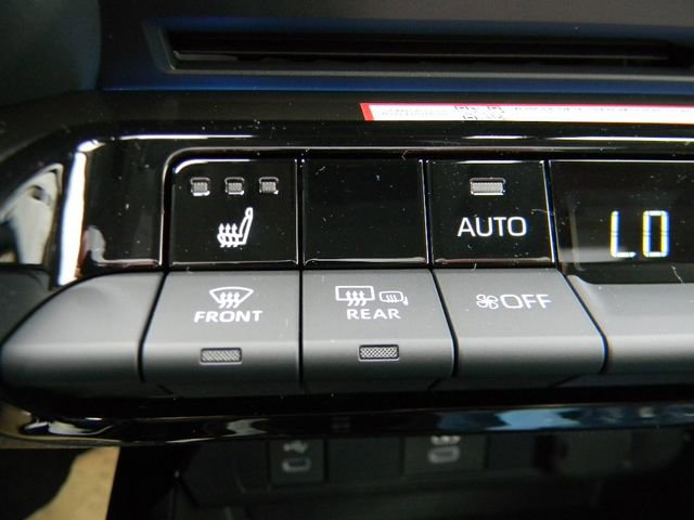 New 2026 Toyota Prius Plug-In Hybrid FWD image 12