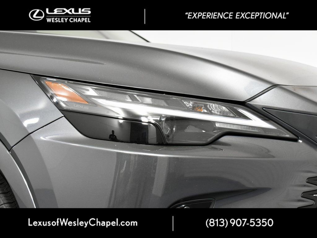 Used 2024 Lexus RX 350 FWD w/ Technology Package image 3