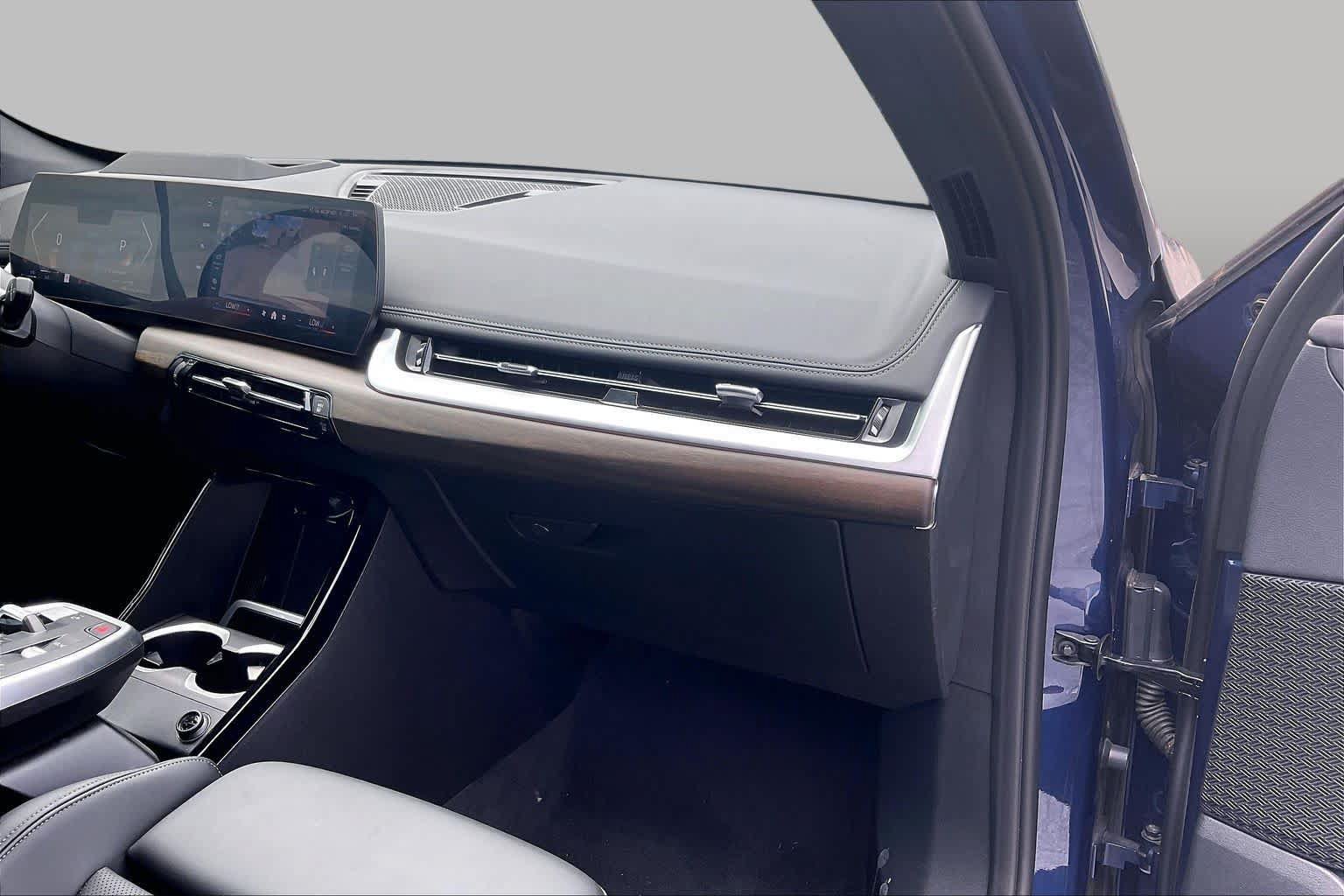 Certified 2025 BMW X1 xDrive28i AWD/4WD image 18