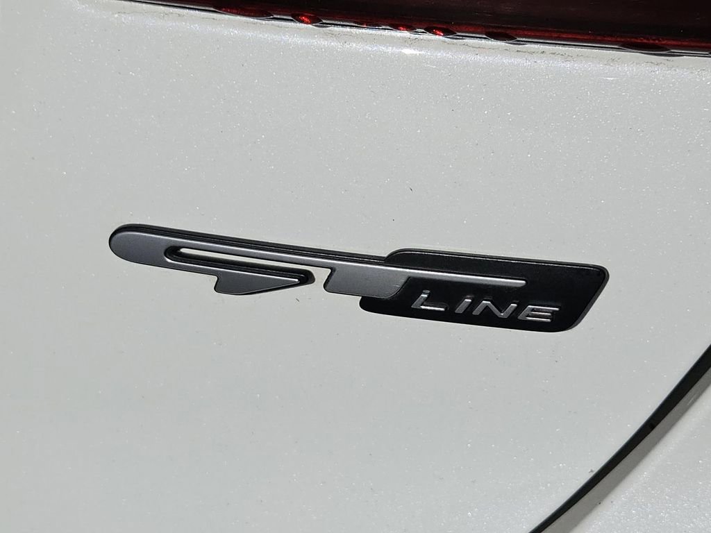 Used 2022 Kia Forte GT-Line w/ GT-Line Technology Package image 7