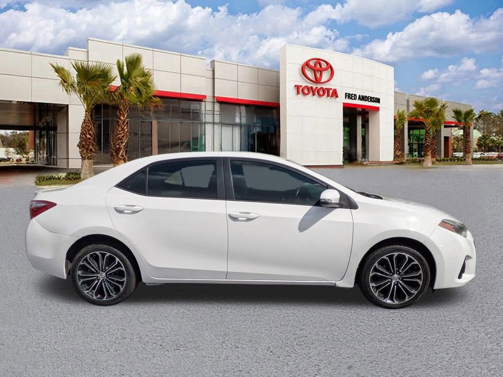 Used 2015 Toyota Corolla S image 4