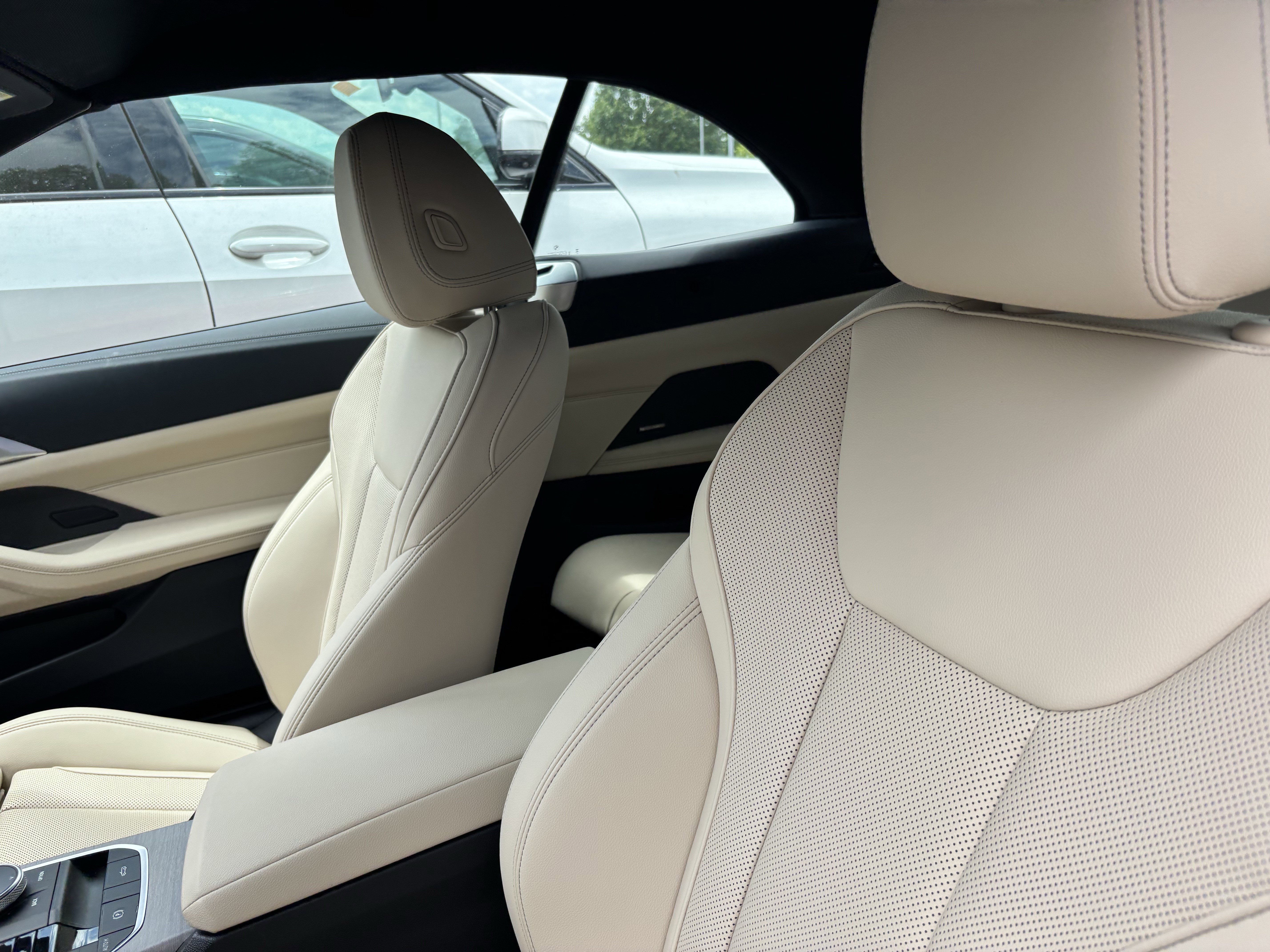 Used 2026 BMW 430i Convertible RWD image 16