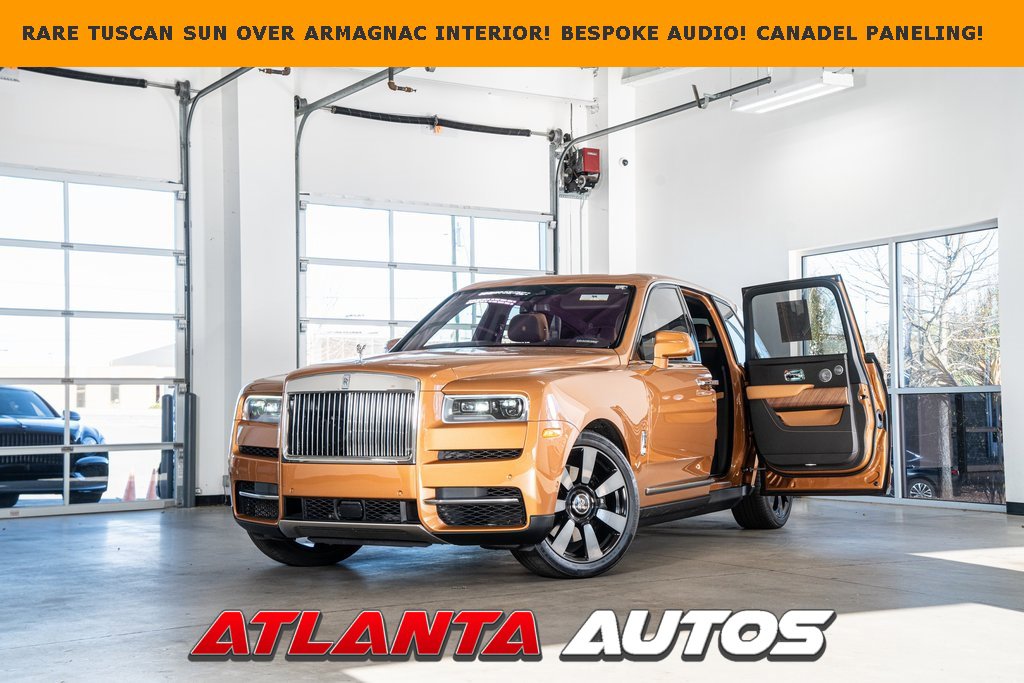 Used 2023 Rolls-Royce Cullinan w/ Cullinan Package image 1