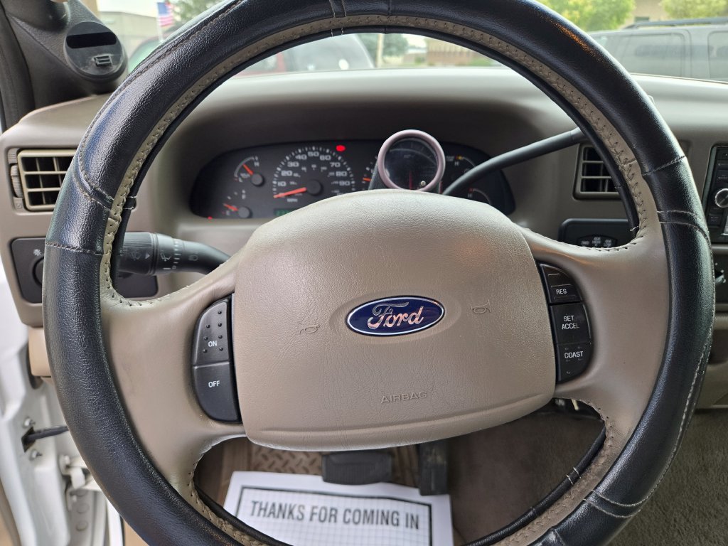 Used 2004 Ford F350 Lariat AWD/4WD image 19