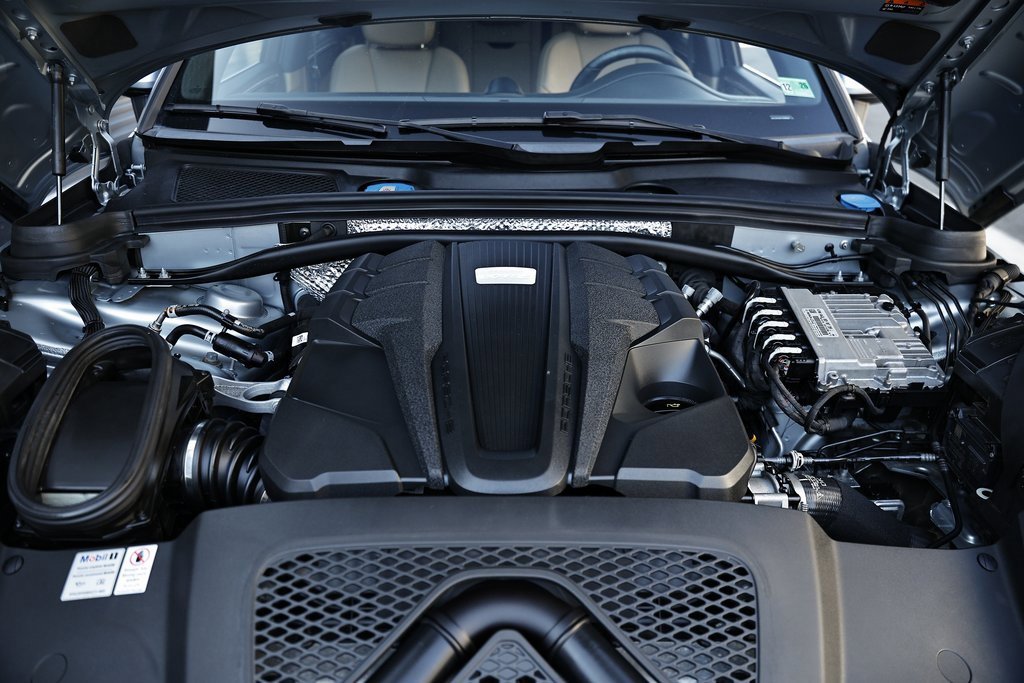 Certified 2020 Porsche Macan S image 31