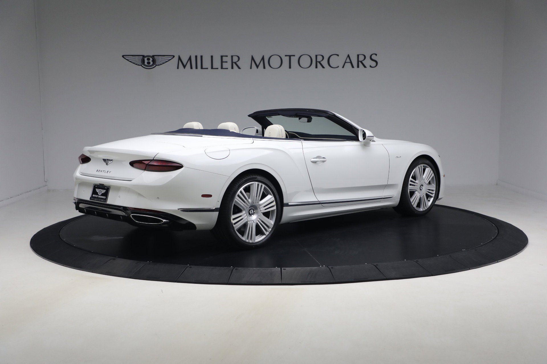 New 2026 Bentley Continental GTC AWD/4WD image 8
