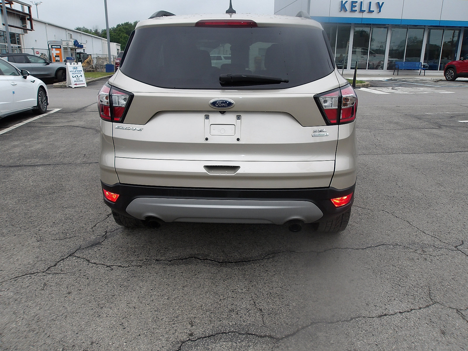 Used 2018 Ford Escape SEL FWD image 6