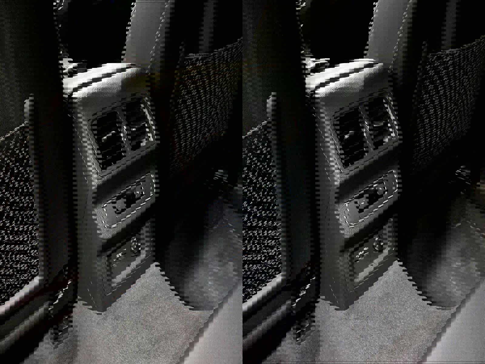 Used 2023 Audi Q5 2.0T Premium w/ Convenience Package image 35