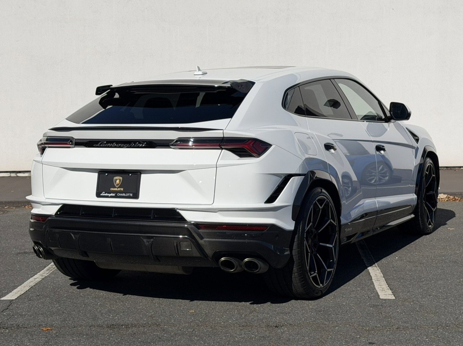 Used 2023 Lamborghini Urus Performante image 3