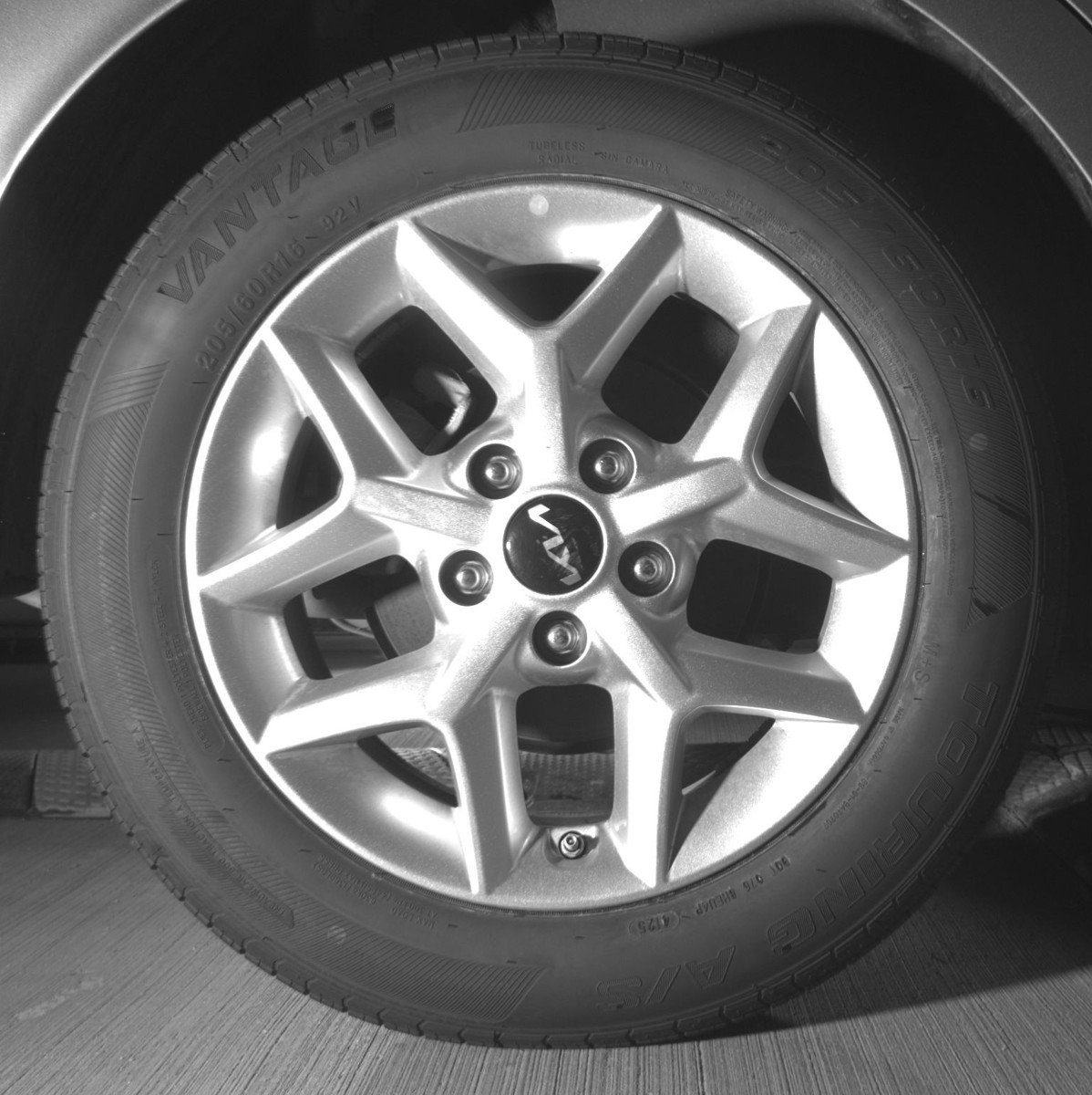 Used 2025 Kia Soul LX w/ LX Technology Package FWD image 15