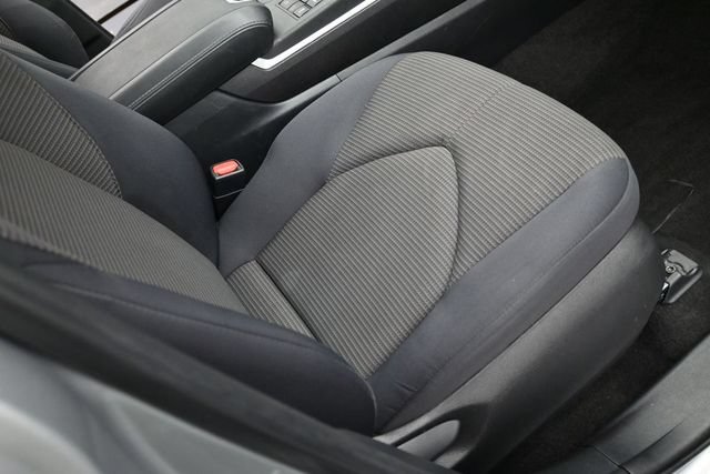 Used 2023 Toyota Highlander LE AWD/4WD image 36
