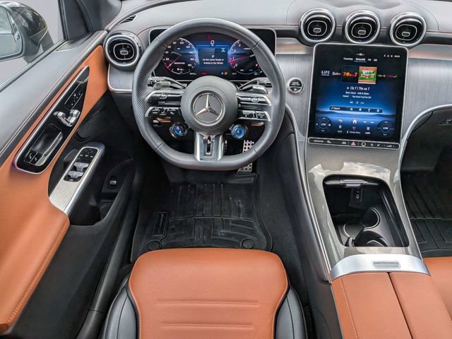 Used 2025 Mercedes-Benz GLC 43 AMG 4MATIC image 21