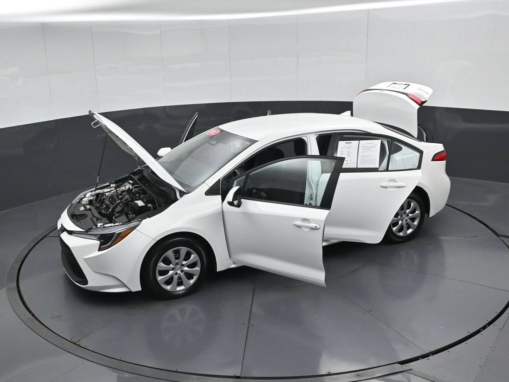 Used 2023 Toyota Corolla LE FWD image 50