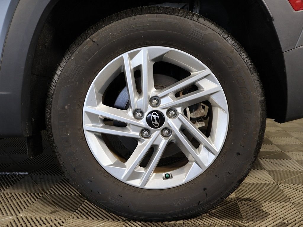 Certified 2025 Hyundai Tucson SE AWD/4WD image 16