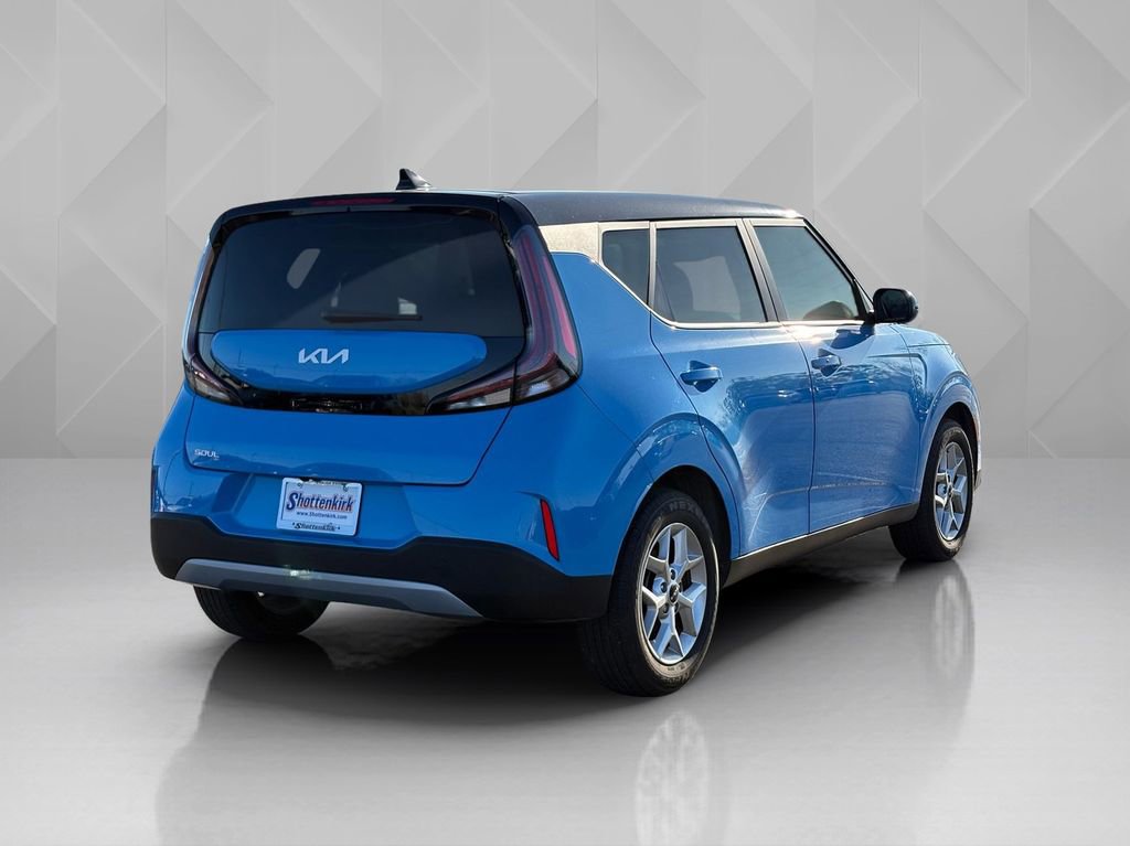 Certified 2024 Kia Soul S image 5