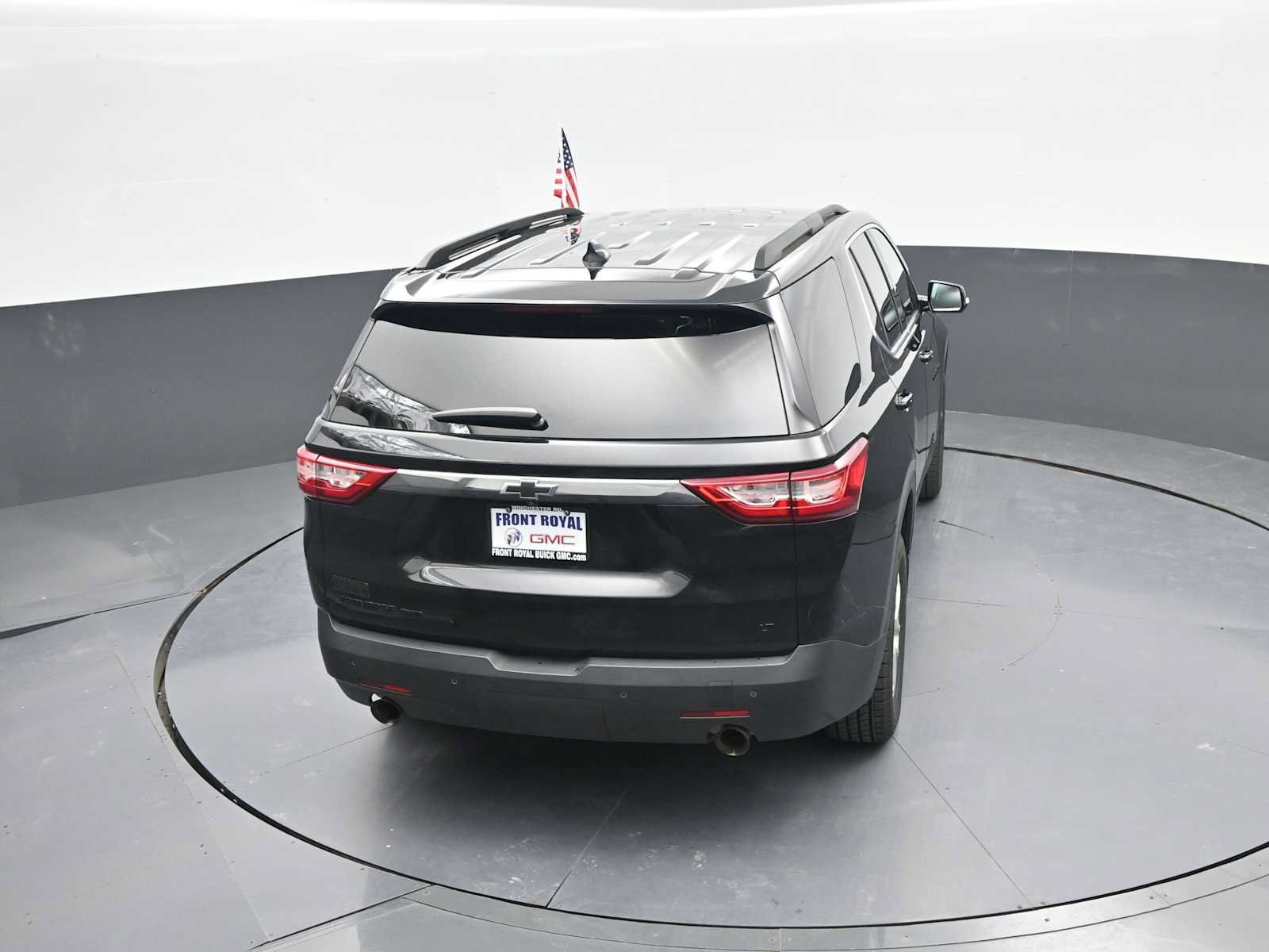 Used 2020 Chevrolet Traverse LT w/ LPO, Blackout Package AWD/4WD image 32