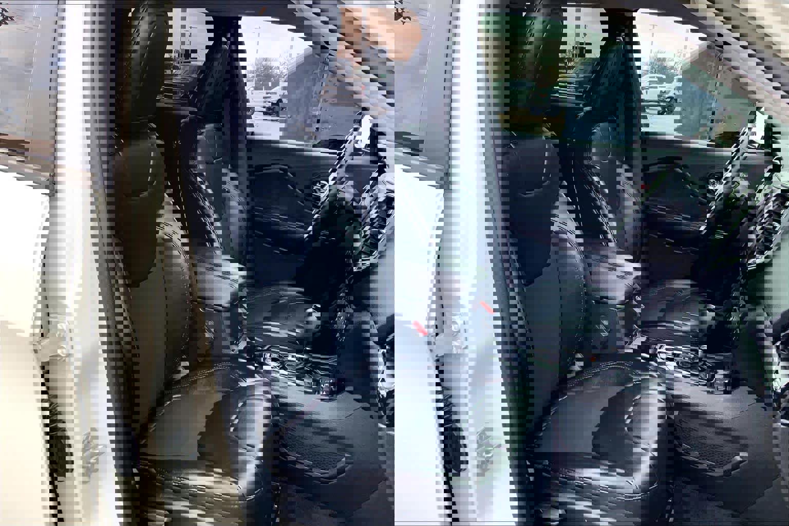 Used 2019 Jeep Cherokee Latitude Plus image 8