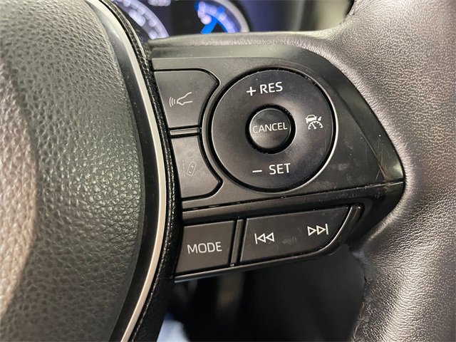 Used 2021 Toyota RAV4 Limited image 11