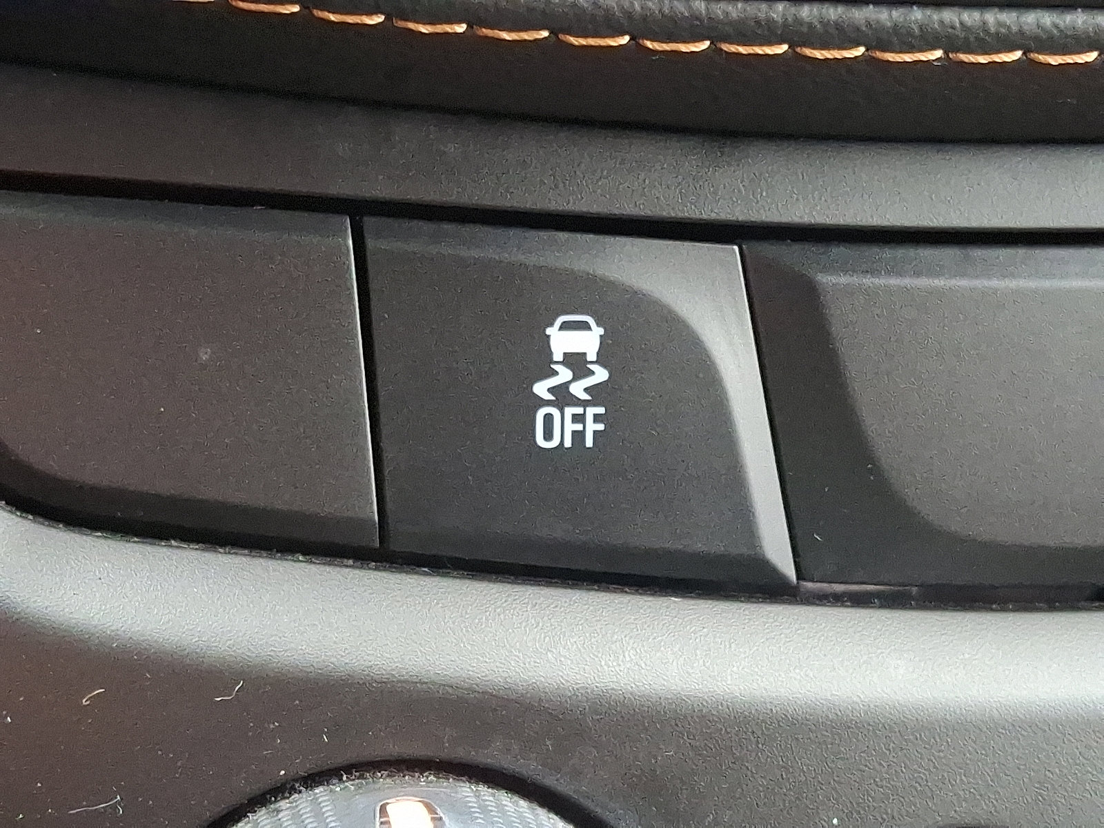 Certified 2022 Chevrolet Trax LS w/ Tint and Cruise Package image 23