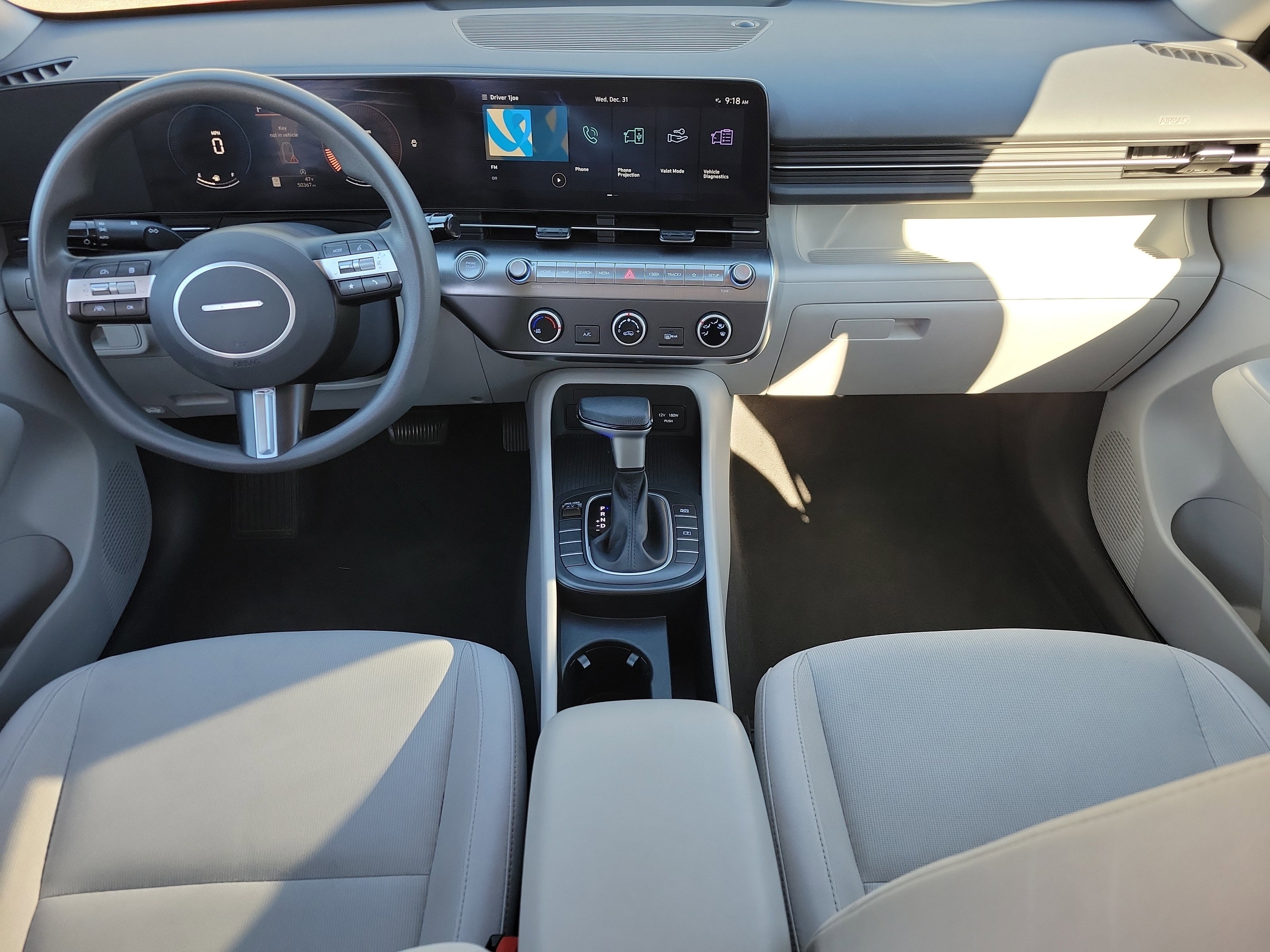 Used 2024 Hyundai Kona SE image 10