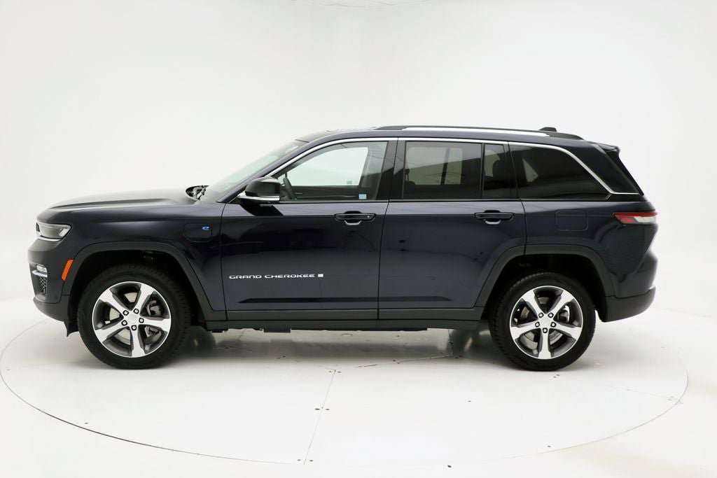Used 2023 Jeep Grand Cherokee 4WD 4xe w/ Luxury Tech Group II image 5