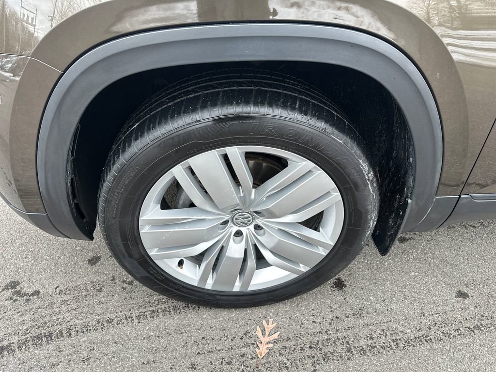 Used 2019 Volkswagen Atlas SE w/ Panoramic Sunroof Package image 2