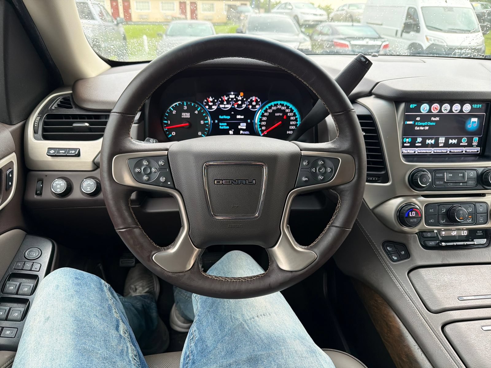 Used 2018 GMC Yukon XL Denali w/ Denali Ultimate Package AWD/4WD image 16
