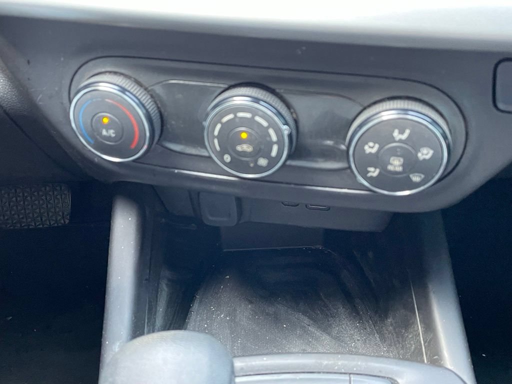 Used 2024 Chevrolet Trax LS FWD image 20